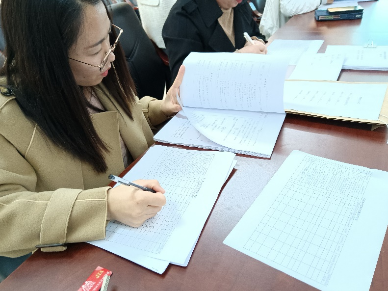 公司举办优秀教案评比活动4